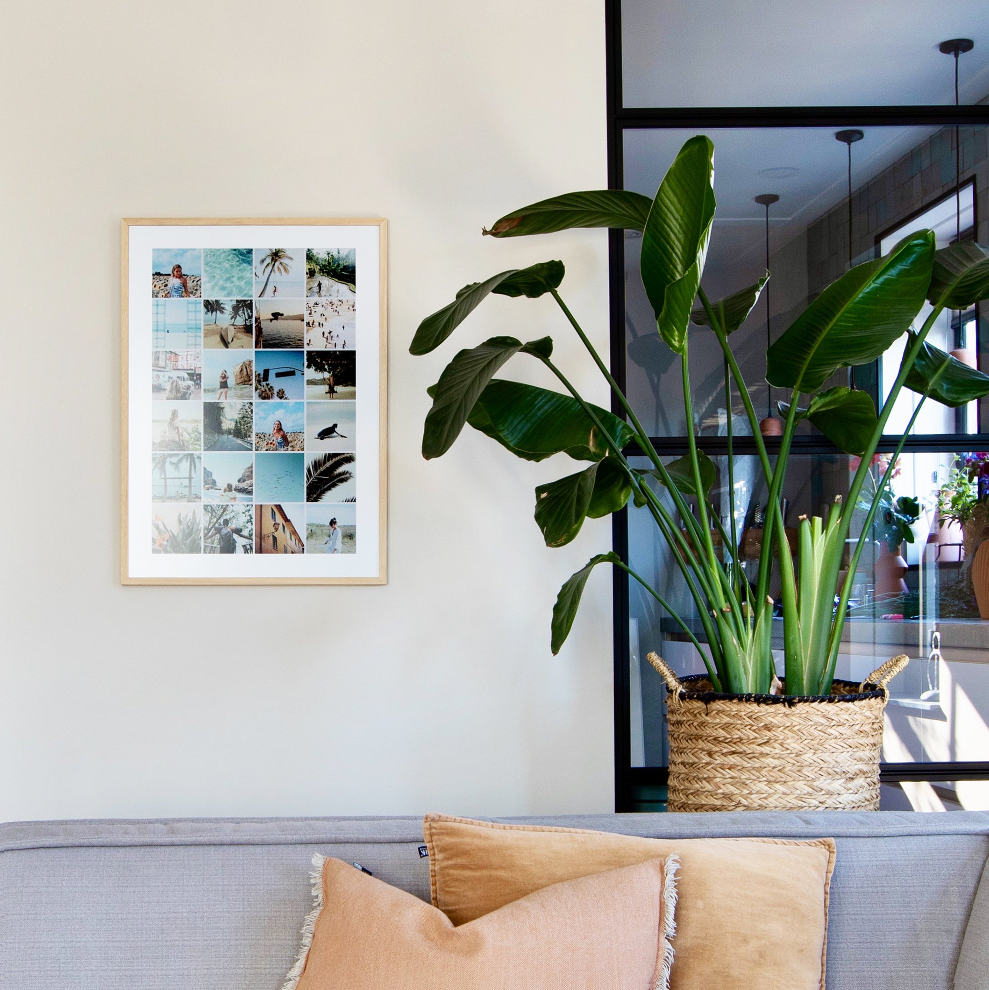 Portrait met posterframe | 3:4 Print Instawall Prints